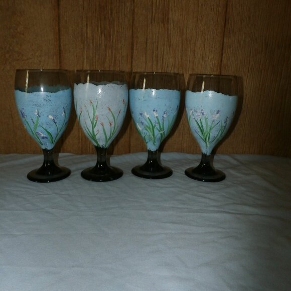 Set of  4  Hand Painted Water Goblet Drinking Glasses  with  Sea Turtles Design - Picture 4 of 13